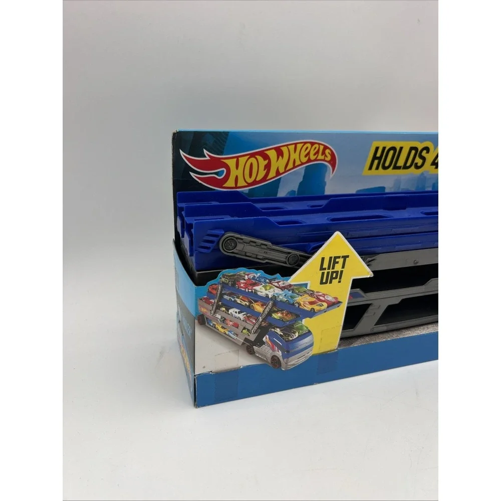 Hot Wheels City Turbo Hauler Truck Pull Up To Expand Holds Up To 40 Cars Ages 3+